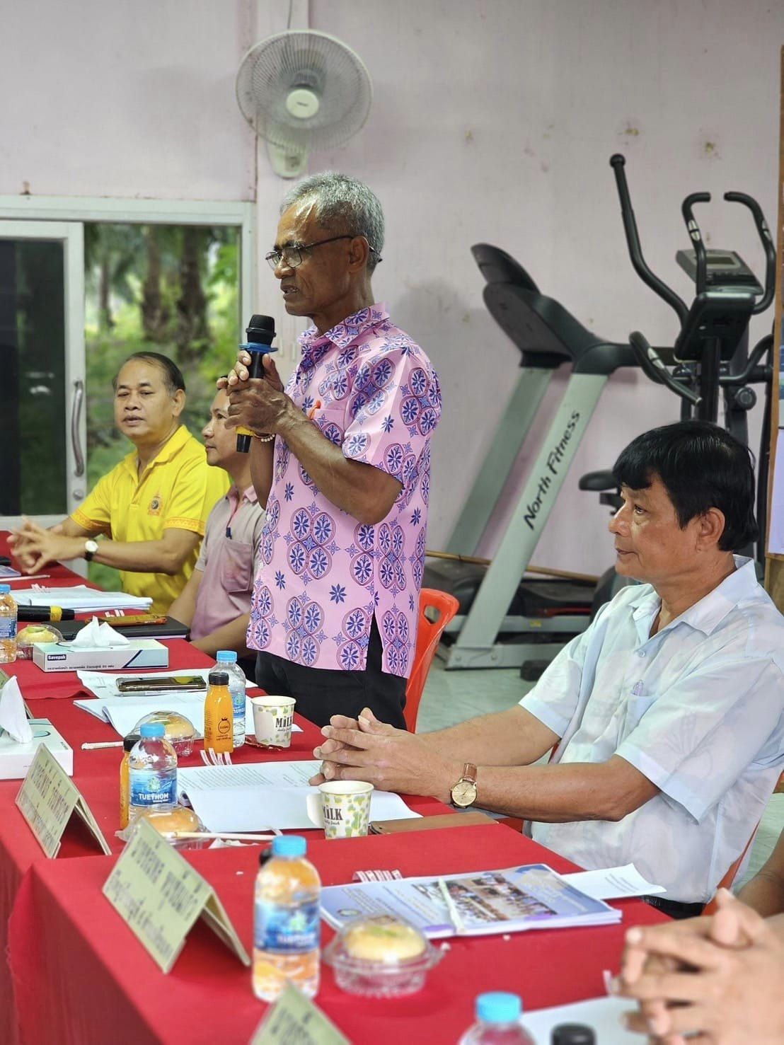 เข้าร่วม​ประชุม​รับฟังความคิดเห็นของประชาชนต่อโครงการ​พัฒนา​ขององค์การบริหาร​ส่วนจังหวัด​กระบี่