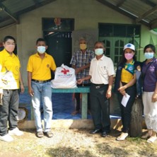  ลงพื้นที่ช่วยเหลือผู้ประสบวาตภัย ม.5 บ้านปลายทับใหม่ ในวันที่ 31 มกราคม 2565